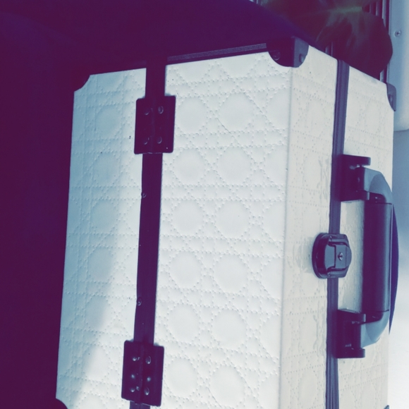 Make up train case - Picture 2 of 3